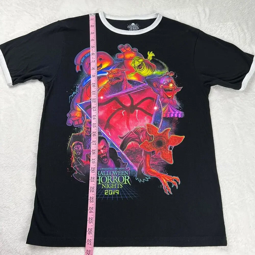 Universal Studios Halloween Horror Nights 2019 white ringer T-Shirt size Medium